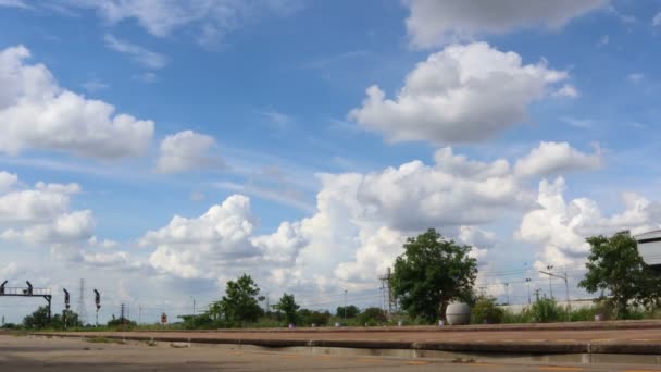 Lapso Tiempo Hermoso Cielo Azul Con Nubes Movimiento Cúmulo Nubes — Vídeo de stock