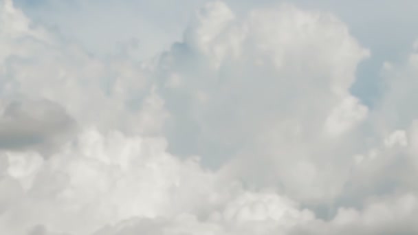 移動雲と息をのむような時間の経過空 タイムラプス スカイ 時間の経過雲の美しい空 — ストック動画