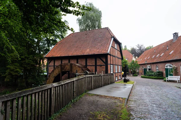 Hude, Dolna Saksonia, Niemcy-13 lipca 2019 klasztor tawerna Hude — Zdjęcie stockowe