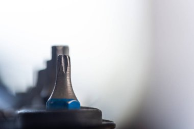 Sanayide Tornavidalar gibi araçlar