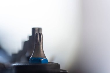 Sanayide Tornavidalar gibi araçlar