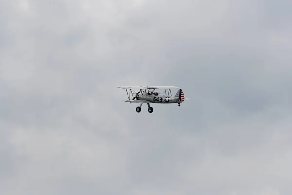 Munderloh, Jerman - 18 Agustus 2019: Sebuah biplan Amerika tua f — Stok Foto
