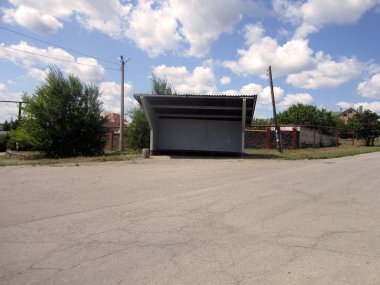 Otobüs durağı Köyü