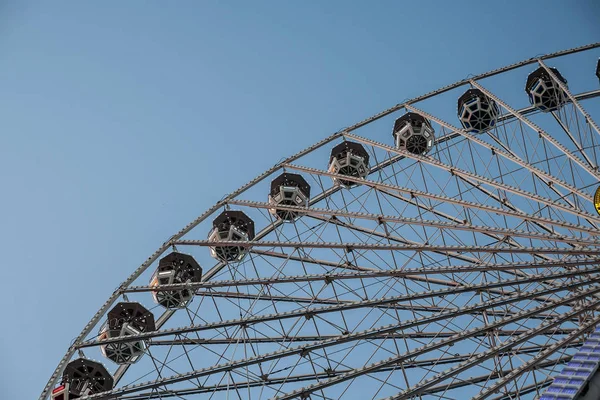 Riesenrad Kunstfoto Aus Ungewöhnlichen Winkeln — Stockfoto