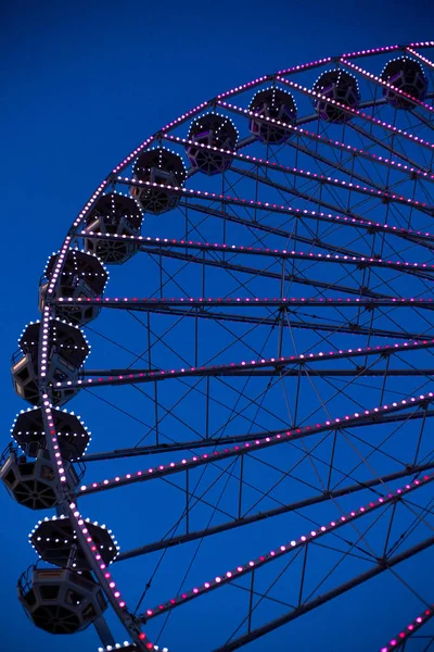 Riesenrad Kunstfoto Aus Ungewöhnlichen Winkeln — Stockfoto