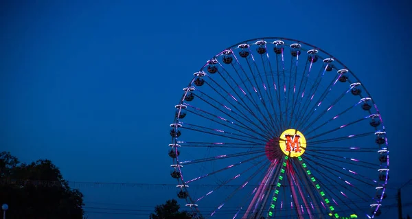 Grande Roue Ferris Photo Art Des Angles Inhabituels — Photo