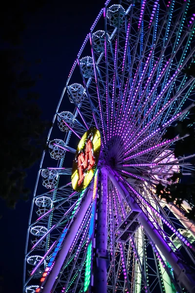 Big Ferris Wheel Art Photo Unusual Angles — Stock Photo, Image