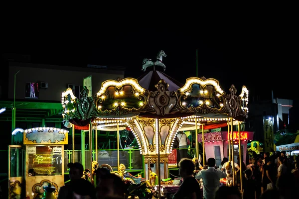 Magnifique Manège Dans Parc Attractions Carrousel Lumières Nuit — Photo