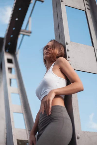 Portret Van Een Mooi Meisje Straat — Stockfoto