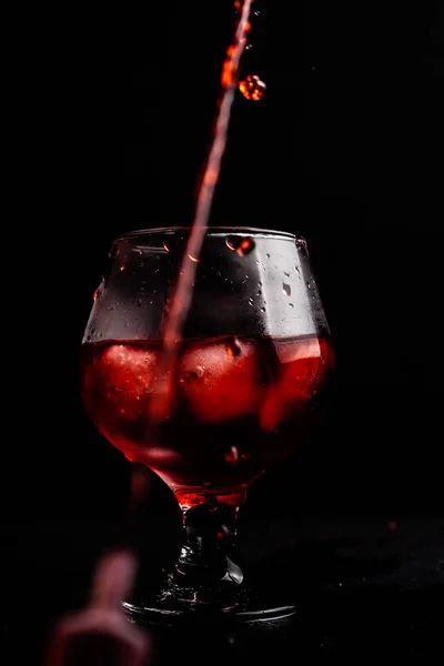 Maledetto Cocktail Alcolico Con Siringa — Foto Stock