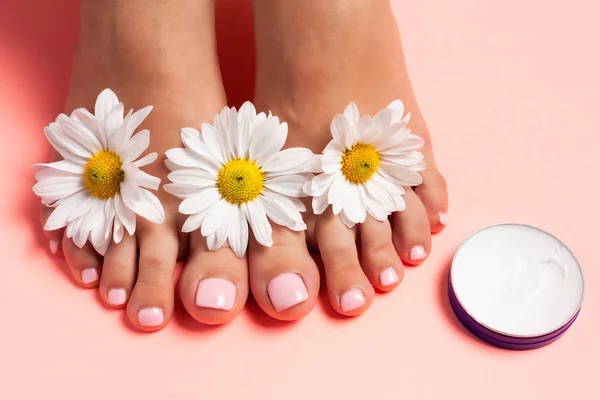 Woman Perfect Groomed Feet Natural Herbal Cream Love Feet Beautiful — Stock Photo, Image