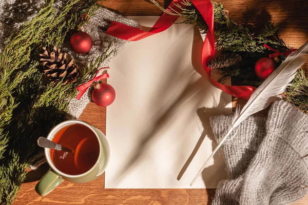 Vakantie Plannen Een Stuk Papier Blanco Blad Voor Het Opnemen — Stockfoto