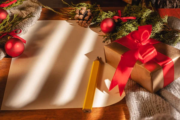 Vakantie Plannen Een Stuk Papier Blanco Blad Voor Het Opnemen — Stockfoto