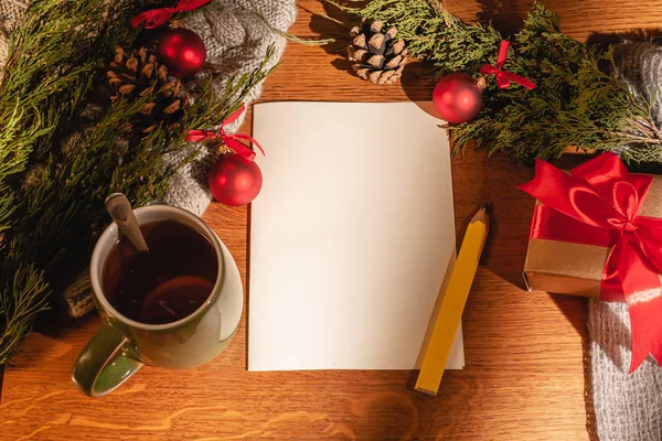 Vakantie Plannen Een Stuk Papier Blanco Blad Voor Het Opnemen — Stockfoto