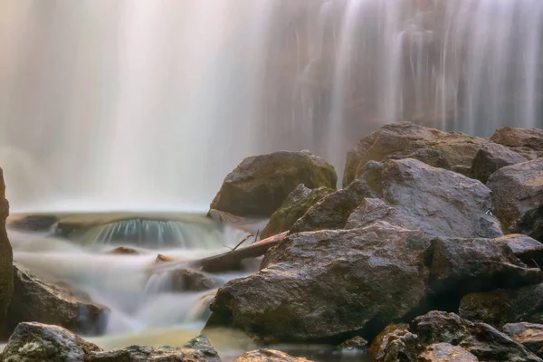 Skały Wodospad kamienie Kaskada gładkie — Zdjęcie stockowe