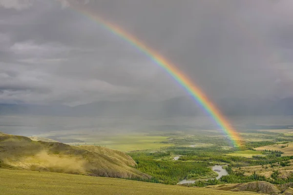 Rainbow mountains valley clouds overcast — Stock Photo, Image