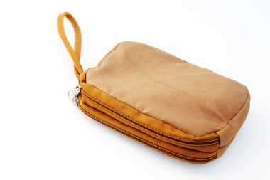 kahverengi fermuarlı çanta