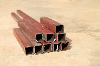 karbon çelik kare tüp