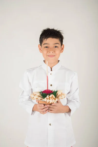 Menino Tomando Kratong Festival Flutuante Loy Kratong — Fotografia de Stock