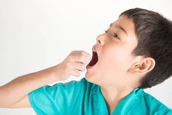 Giving Kids Medicine Boy Try Swallow Pills Medicine — Stock Photo, Image