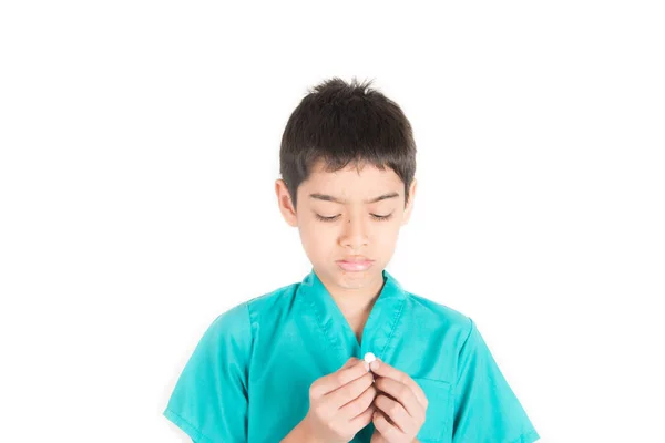 Dando Remédio Para Crianças Menino Tentar Engolir Pílulas Medicina — Fotografia de Stock