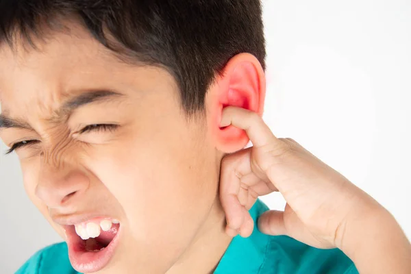 Niño Pequeño Tiene Dolor Oído Algo Atascado Oído —  Fotos de Stock