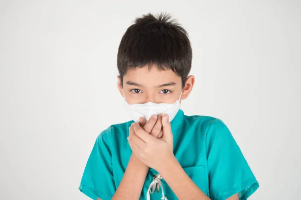 Slechte Vervuilingen Lucht Gevaarlijke Kwaliteitsniveaus Voor Kind Ziek Jongen Slijtage — Stockfoto