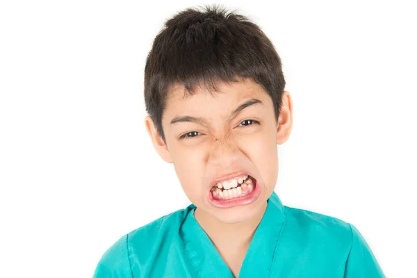 小混合率男孩在许多情绪中制造有趣的脸 — 图库照片