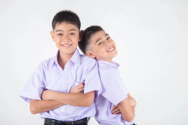 Kleine Aziatische Sibling Jongens Student Uniform Pose Samen Witte Achtergrond — Stockfoto