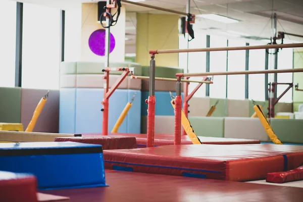 Kleine Peuter Jongen Trainen Indoor Sportschool Oefening — Stockfoto