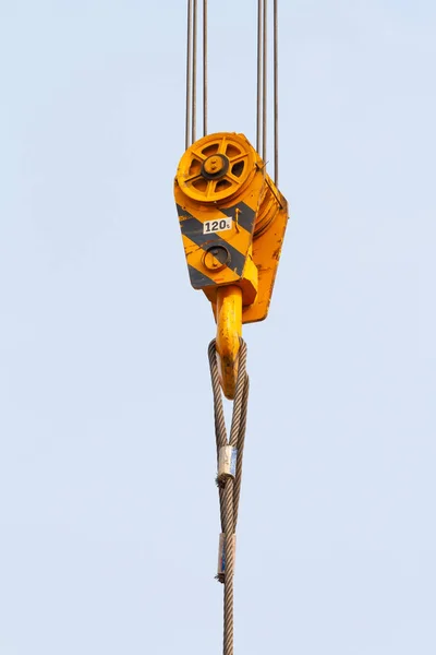 起重机起重钢丝缆或钢绳在绳吊鼓重工业 — 图库照片