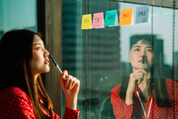 Beautiful Young Asian Thai Businesswoman Red Shirt Reading Pose Sticky — Stock Photo, Image