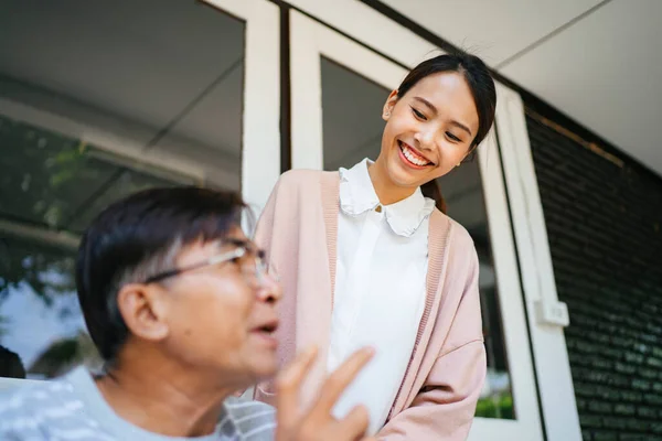 Private Nurse Happy While Her Old Patient Condition Better — Stock Photo, Image