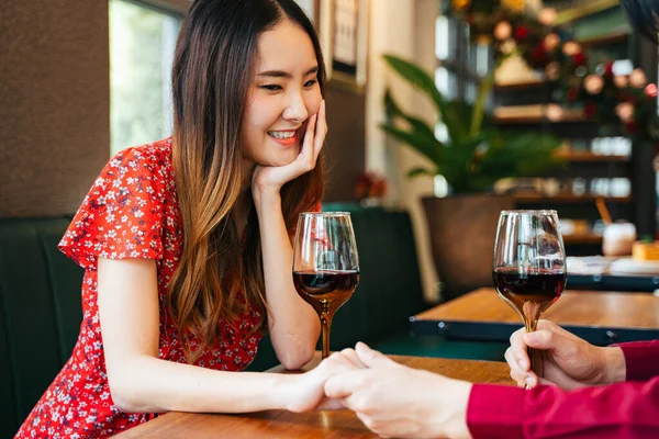 Celebrating Valentine Day Beautiful Asian Woman Holding Hand Her Boyfriend — Stock Photo, Image