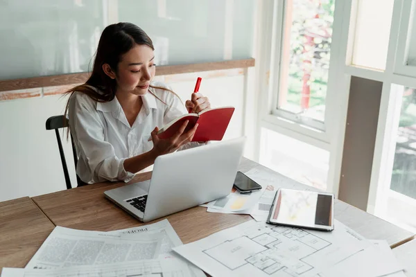 Long Hair Designer Woman White Shirt Sitting Office Take Note — Stock Photo, Image