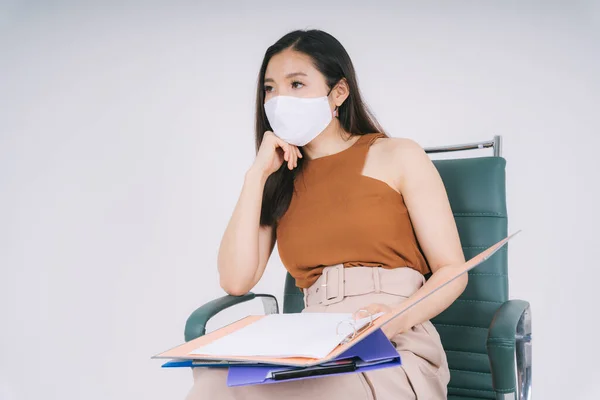 Beautiful Asian Thai Businesswoman Wearing Mask Sitting Chair Bored Feeling — Stock Photo, Image