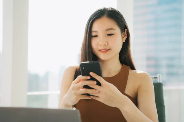 Beautiful Asian Thai Businesswoman Using Smartphone Laptop Working Office Working — Stock Photo, Image