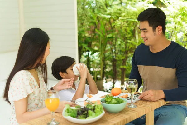 Asiático Tailandês Família Desfrutar Ter Comida Saudável Para Almoço Brunch — Fotografia de Stock