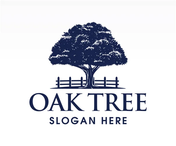 Meşe ağacı, logo, siluet, ikon. Doğa, güçlü, ekoloji sembolü. Vektör illüstrasyonu.
