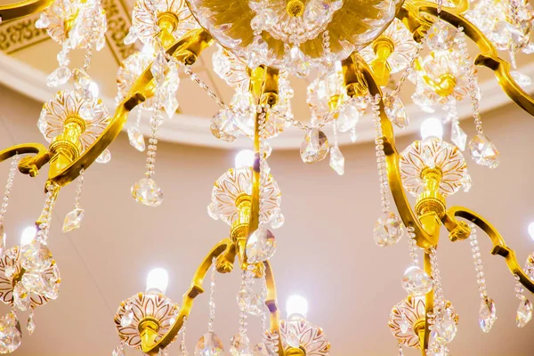 Vintage, glamorous chandelier closeup, trendy, nice background — Stock Photo, Image