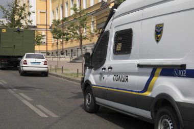 Kiev, Ukrayna-Temmuz 23, 2019: polis özel kuvvet arabaları şehirde güvenlik sağlayan