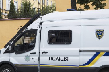 Kiev, Ukrayna-Temmuz 23, 2019: polis özel kuvvet arabaları şehirde güvenlik sağlayan