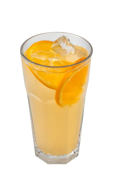 Vaso Transparente Bebida Amarilla Refrescante Verano Con Cubitos Naranja Hielo —  Fotos de Stock