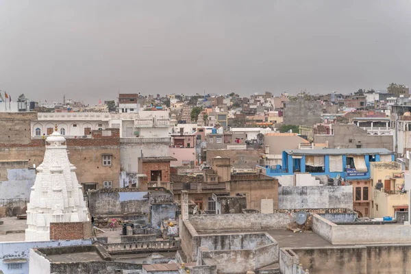 Pohled na ulice Pushkar v Indiakarských ulicích — Stock fotografie