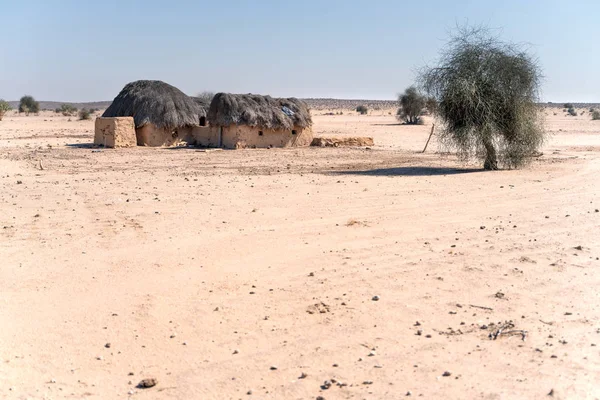 Het lege dorp in de Indische woestijn — Stockfoto