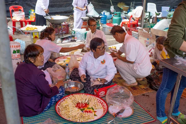 Thani Tajlandia Stycznia 2017 Festiwal Udon Pobliżu Miasta Ludzie Przygotowujący — Zdjęcie stockowe