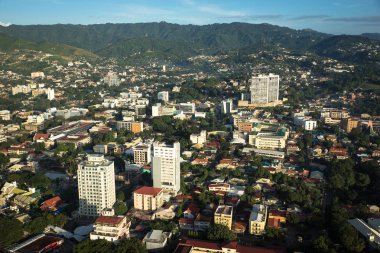 Cebu, Filipinler - 9 Kasım 2016: Cebu şehri sabah saatlerinde.