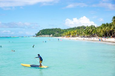 Yapak, Filipinler - 13 Kasım 2016: Boracay plajı manzarası.