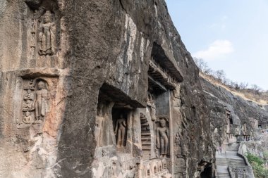 Aurangabad, Hindistan - 6 Şubat 2019: Hindistan'daki eski Hindu mağara tapınağının görünümü