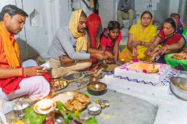 Khajuraho, Hindistan - 13 Nisan 2019: Hindistan'da Hindu yeni yıl töreni.